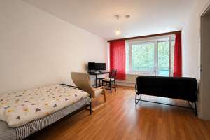 Kapitalanlage mit 5,0 % Bruttorendite – vermietete 1-Zimmer-Wohnung im 3. Obergeschoss