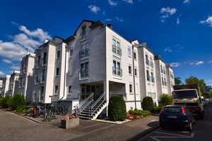 Kurzfristig bezugsfertig! Topgepflegtes Appartement in bester Rheinlage in Beuel! Bj. 1994...! – Beuel-Mitte, Bonn, 53225 Bonn – Vorschaubild 1