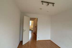 Doppelhaushälfte mit Garten in Wittlaer-Einbrungen – ruhig & familiengerecht – Heinrich-Walbröhl-Weg 49, 40489 Wittlaer, Düsseldorf – Vorschaubild 14