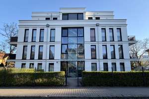 Moderne Wohnung mit Balkon in Wassernähe als Kapitalanlage oder Eigennutzung - Sie haben die Wahl! – Die vollständige Adresse der Immobilie erhältst du vom Anbieter., 12587 Friedrichshagen, Berlin – Vorschaubild 1
