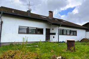 +++ Dreifamilienhaus in Ruhiger Lage von Esslingen Aichwald zu Verkaufen+++ – Esslingen (Kreis) – Vorschaubild 2