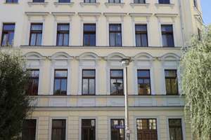 HIER KOMMT MAN GERN HEIM! 2 Zimmer-EG-Wohnung mit (kleinem) Balkon nahe der Altstadt – Gorkistraße 21, 99084 Brühlervorstadt, Erfurt – Vorschaubild 1