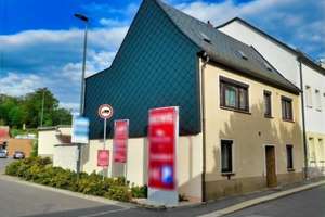 Innen nach eigenen Wünschen modernisiere – Die vollständige Adresse der Immobilie erhältst du vom Anbieter., 9350 Lichtenstein/Sachsen – Vorschaubild 2