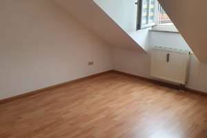 Moderne 2-Zimmer-Dachgeschosswohnung in Neuhausen – Panorama-Fenster & ruhiger Innenhofblick – Die vollständige Adresse der Immobilie erhältst du vom Anbieter., 80636 Sankt Vinzenz, München – Vorschaubild 5