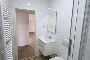 Stilvoll modernisiert: 2-Zimmer-Wohnung in Berlin-Marzahn – Am Schmeding 23, 12685 Marzahn, Berlin – Vorschaubild 7