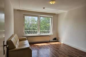 Leere Wohnung mit schönem Schnitt in Citylage – Sonnenstr. 36, 40227 Oberbilk, Düsseldorf – Vorschaubild 2