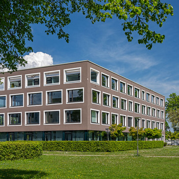 SHERIDAN CUBES | Klimatisiertes Büro in idyllischer Parklage