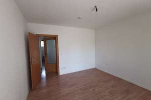 Mehrfamilienhaus: 3 freie 3-Zi-Wohnungen & großer Garten – Elizabeth-Duncan-Weg 6, 64297 Eberstadt, Darmstadt – Vorschaubild 5