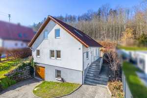 Wohnen am Waldrand: Großzügiges Einfamilienhaus mit direktem Waldzugang, 6 Zimmern und großem Garten – Augsburg (Kreis) – Vorschaubild 6