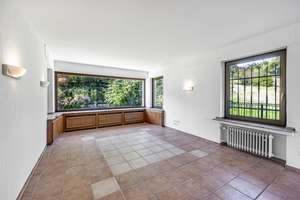 Großzügiges Ein-/ Zweifamilienhaus in ländlicher Grünlage – Die vollständige Adresse der Immobilie erhältst du vom Anbieter., 42855 Lüttringhausen West, Remscheid – Vorschaubild 9