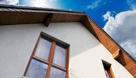 Bild von Wohnhaus nebst Pool und Carport