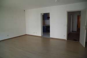 Stilvoll modernisiert: 2-Zimmer-Wohnung in Ingolstadt – Schultheißstraße 41, 85049 Friedrichshofen-Hollerstauden, Ingolstadt – Vorschaubild 3