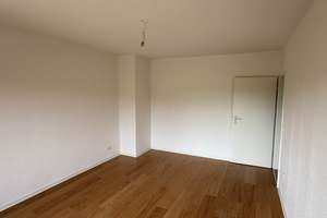 Erstbezug nach Sanierung: 3,5-Zimmer-Wohnung + Sackgassenendlage + große Fensterfronten + Balkon – Koerstr. 7, 44143 Wambel, Dortmund – Vorschaubild 3