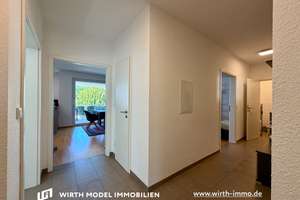 Hochwertige Drei-Zimmer-Wohnung mit großem Balkon und Carport in zentraler Lage | Aufzug vorhanden – Die vollständige Adresse der Immobilie erhältst du vom Anbieter., 97421 Innenstadt, Schweinfurt – Vorschaubild 3