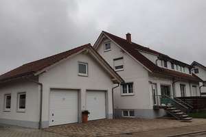 Neuler: Gepflegtes Mehrgenerationenhaus mit flexiblen Möglichkeiten zum Wohnen und Arbeiten! – Die vollständige Adresse der Immobilie erhältst du vom Anbieter., 73491 Neuler – Vorschaubild 2