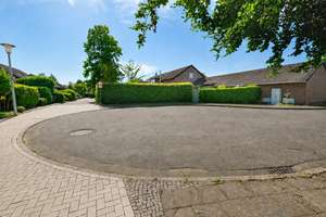 Ruhig gelegenes Einfamilienhaus mit Garten und viel Platz zum Ankommen in Krefeld-Traar! – Die vollständige Adresse der Immobilie erhältst du vom Anbieter., 47802 Traar, Krefeld – Vorschaubild 33
