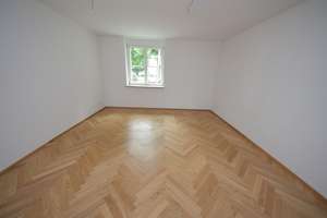 Hochwertig sanierte 4-Zimmerwohnung mit Balkon, Fußbodenheizung und Parkettboden! – Beethovenstraße 22, 9130 Sonnenberg, Chemnitz – Vorschaubild 5