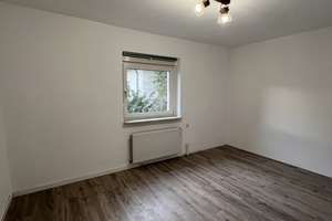 Grenadierstraße 25, 76133 Karlsruhe WG Zimmer zu vermieten  – Grenadierstraße 25, 76133 Nordstadt, Karlsruhe – Vorschaubild 1