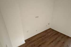 kernsanierter Altbauwohnung – Erstbezug am Gerlingplatz 6 in Essen – Gerlingplatz 6, 45127 Ostviertel, Essen – Vorschaubild 4