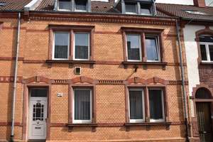Gepflegtes Mehrfamilienhaus mit 207 m² – Eigennutzung und Vermietung