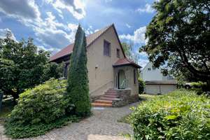 Gepflegtes Einfamilienhaus mit großem Garten und Doppelgarage in Dresden-Hellerau – Die vollständige Adresse der Immobilie erhältst du vom Anbieter., 1109 Hellerau/Wilschdorf, Dresden – Vorschaubild 23