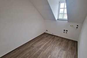 Altbau trifft Design - Exklusive 3,5 -Zimmer-Wohnung mit Homeoffice & Ankleide – Die vollständige Adresse der Immobilie erhältst du vom Anbieter., 90763 Altstadt, Innenstadt, Fürth – Vorschaubild 15