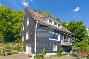 Einfamilienhaus mit Einlieger mit direktem Grünanschluss und Nähe zum Zentrum von Hückeswagen! – Oberbergischer Kreis – Vorschaubild 2