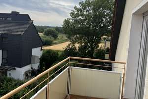Großzügige 4-Zimmer-DG-Wohnung (110 m²) mit Garage und Einbauküche – Rosenrotweg 19, 70567 Möhringen-Süd, Stuttgart – Vorschaubild 19