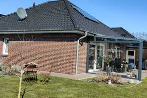 Einfamilienhaus, Bungalow mit gehobener Ausstattung als Kapitalanlage – Aurich (Kreis) – Vorschaubild 1