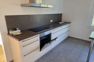 Wunderschöne 3-Zimmer Dachgeschosswohnung nahe Theodor-Heuss-Platz, 135 m², mit Einbauküche – Klaus-Groth-Straße 3, 14050 Westend, Berlin – Vorschaubild 8