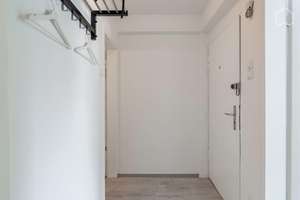 Bezugsfrei & Möbliert: Hell geschnittene 2-Zi.-ETW mit Balkon in Essen-Ostviertel (Provisionsfrei) – Friedbergstraße 2a, 45127 Holsterhausen, Essen – Vorschaubild 6