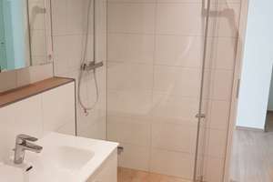 Exklusive 3-Zimmer-Wohnung mit Balkon in Düsseldorf Unterbach – Vennstrasse 69, 40627 Unterbach, Düsseldorf – Vorschaubild 8