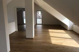 Exklusive 2-Zimmer Dachgeschosswohnung mit Einbauküche (Nähe S-/U-Bahn Feldmoching) – Die vollständige Adresse der Immobilie erhältst du vom Anbieter., 80995 Feldmoching, München – Vorschaubild 5