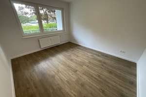 2,5 Zimmer-Wohnung mit Tageslichtbad und Wanne im Hochparterre – Klipperstr. 4, 23558 Buntekuh, Lübeck – Vorschaubild 15