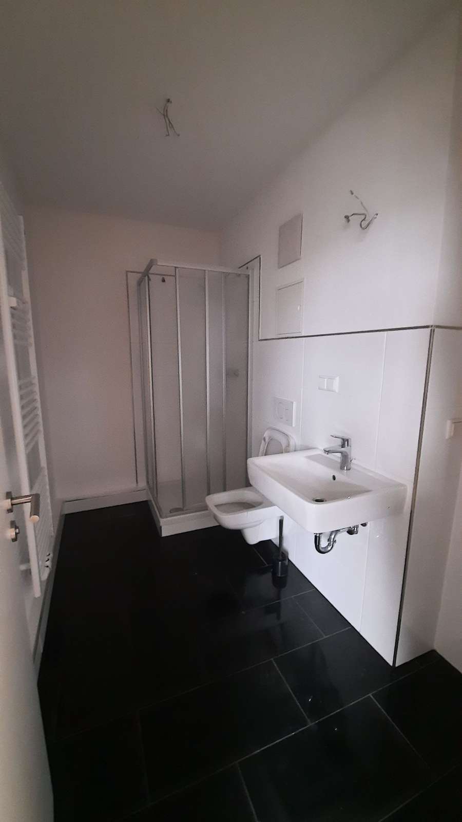 Große und moderne 2-Zimmer-DG-Wohnung mit Balkon in Erfurt