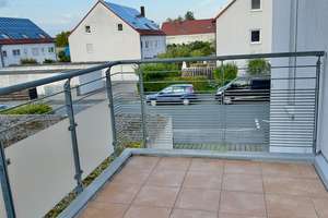 Schöne 3-Zi.-Whg. mit EBK und zwei Balkonen in Fürth Unterfarrnbach – Die vollständige Adresse der Immobilie erhältst du vom Anbieter., 90766 Unterfarrnbach, Fürth – Vorschaubild 11