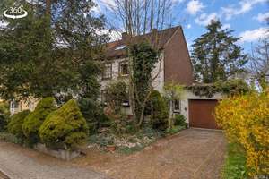 Doppelhaushälfte mit Garten und Ausbaupotenzial in Mandelbachtal – Die vollständige Adresse der Immobilie erhältst du vom Anbieter., 66399 Mandelbachtal – Vorschaubild 1