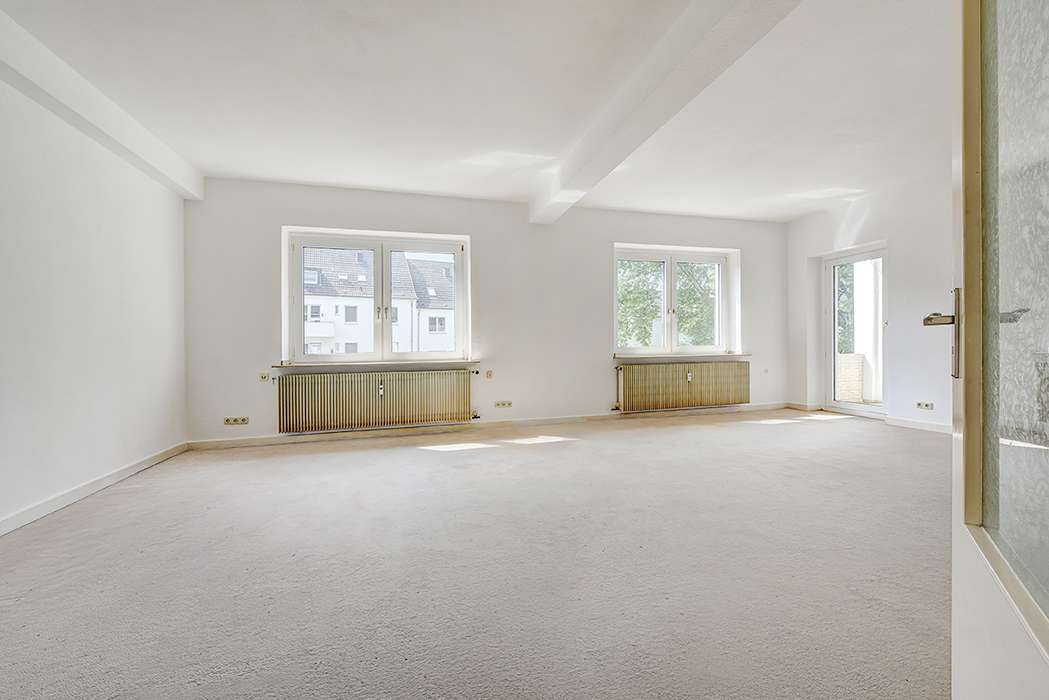 Großzügige 2-3 Zimmer Wohnung mit Loggia in zentraler und ruhiger Lage von Oberhausen, Oberhausen – Bild 4