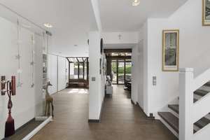 Top-Villenanwesen mit Pool & Park-Grundstück! Garden-Lounge-House! 4 Bäder! 2 Doppel-Garagen! – Die vollständige Adresse der Immobilie erhältst du vom Anbieter., 47269 Rahm, Duisburg – Vorschaubild 8