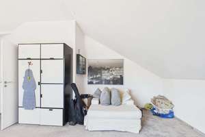 - Wohntraum - KfW-70-Haus mit Kamin, PV-Anlage und 927 m² Grundstück in Ruhiger Lage von Echzell – Die vollständige Adresse der Immobilie erhältst du vom Anbieter., 61209 Echzell – Vorschaubild 27
