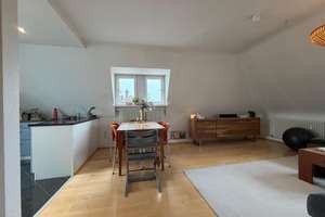 Wohnen über den Dächern von Ettlingen – 4-Zimmer-Dachgeschosswohnung mit traumhafter Terrasse. – Die vollständige Adresse der Immobilie erhältst du vom Anbieter., 76275 Ettlingen – Vorschaubild 5