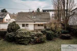 Modernes Einfamilienhaus mit hochwertiger Aussattung und großzügigem Grundstück – Die vollständige Adresse der Immobilie erhältst du vom Anbieter., 56076 Pfaffendorf, Koblenz – Vorschaubild 1