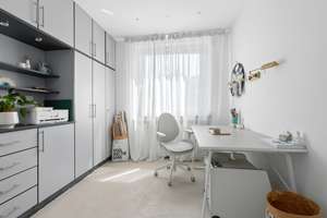Elegante 10-Zi-Villa am Remberger See/Golfplatz! Indoor-Pool. Doppelgarage. Einlieger. – Die vollständige Adresse der Immobilie erhältst du vom Anbieter., 47259 Huckingen, Duisburg – Vorschaubild 10