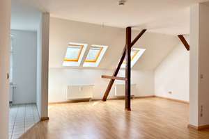 Gablenz * frisch renovierte 2 Zimmer * Dachgeschoss * offene Küche * frei – Reineckerstraße 23, 9126 Gablenz, Chemnitz – Vorschaubild 1