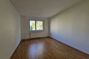 Achtung: Diese 3-Zimmer-Wohnung mit Balkon im 1.OG könnte Ihr Herz erobern! – 4207 Lausen-Grünau, Leipzig – Vorschaubild 4