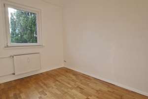 Sehr helle  2-Zi.-Whg.,  saniert, mit EBK,  4. OG mit Aufzug, Balkon, Blick ins Grüne , Kudamm-Nähe – Albrecht-Achilles-Straße 6, 10709 Wilmersdorf, Berlin – Vorschaubild 5