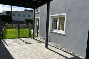 Exklusive Doppelhaushälfte mit schönem Garten, Alu-Carport und Grundwasser-Wärmepumpe – Wiesenweg 1, 85434 Erding (Kreis) – Vorschaubild 3