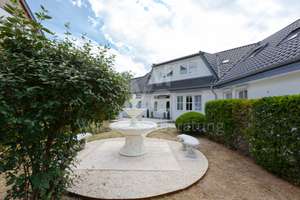 Traumvilla in Isernhagen-Süd mit 480 m² Wohnfläche - ohne Käuferprovision – Die vollständige Adresse der Immobilie erhältst du vom Anbieter., 30657 Isernhagen-Süd, Hannover – Vorschaubild 2