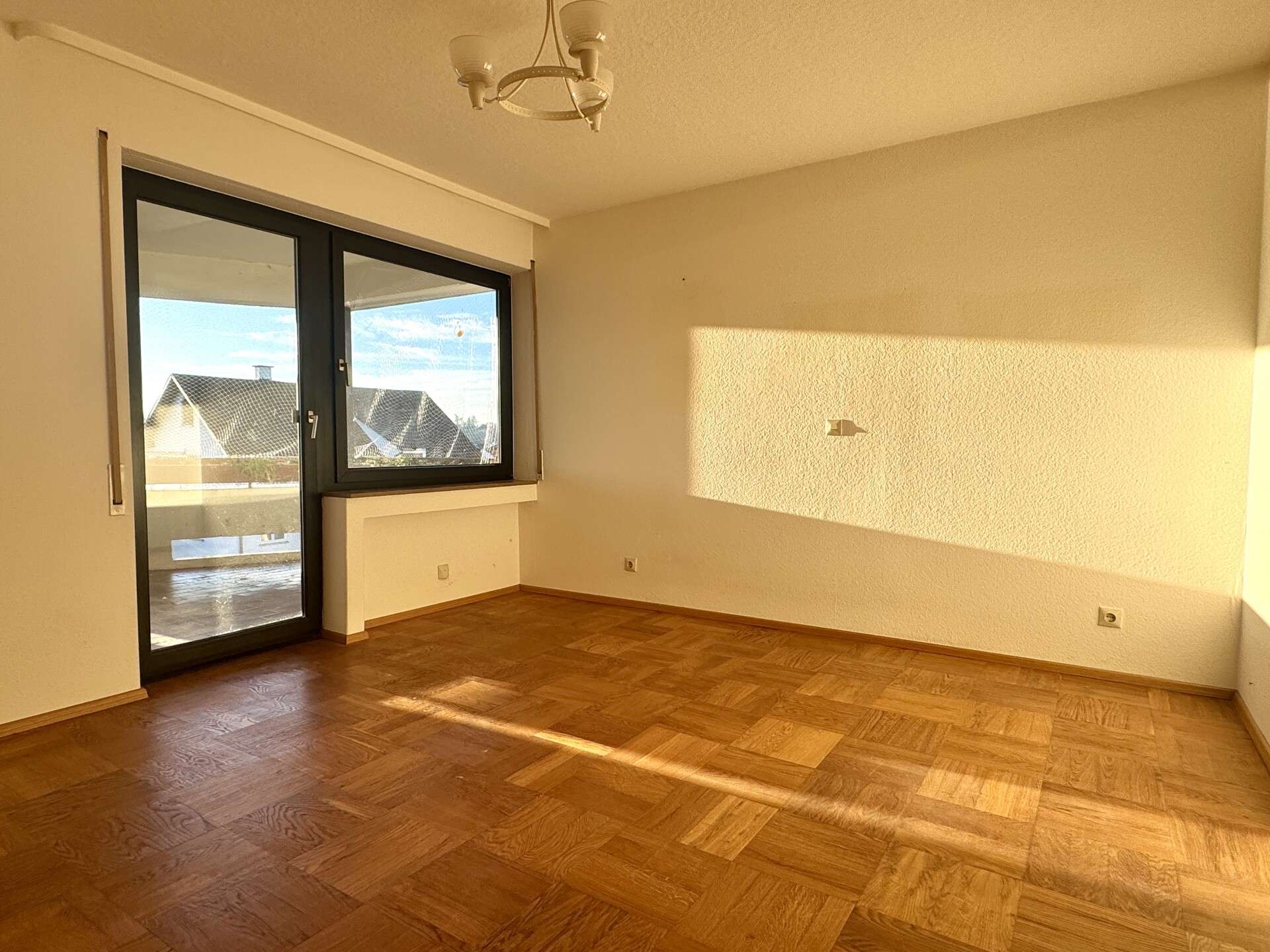 Immobilie in Alleshausen - Lichtdurchflutet wohnen in modernisierter Eigentumswohnung am Rande von Bad Buchau - Bild 7