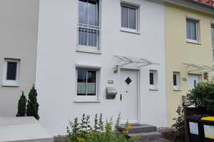 Erstbezug nach Sanierung: Schönes 5-Zimmer-Mittelhaus mit EBK in Frankfurt am Main Nieder-Erlenbach – Hohe Brück 11b, 60437 Frankfurt am Main – Vorschaubild 1